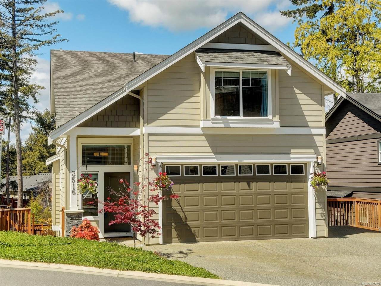 3516 Honeycrisp Ave - Photo 1