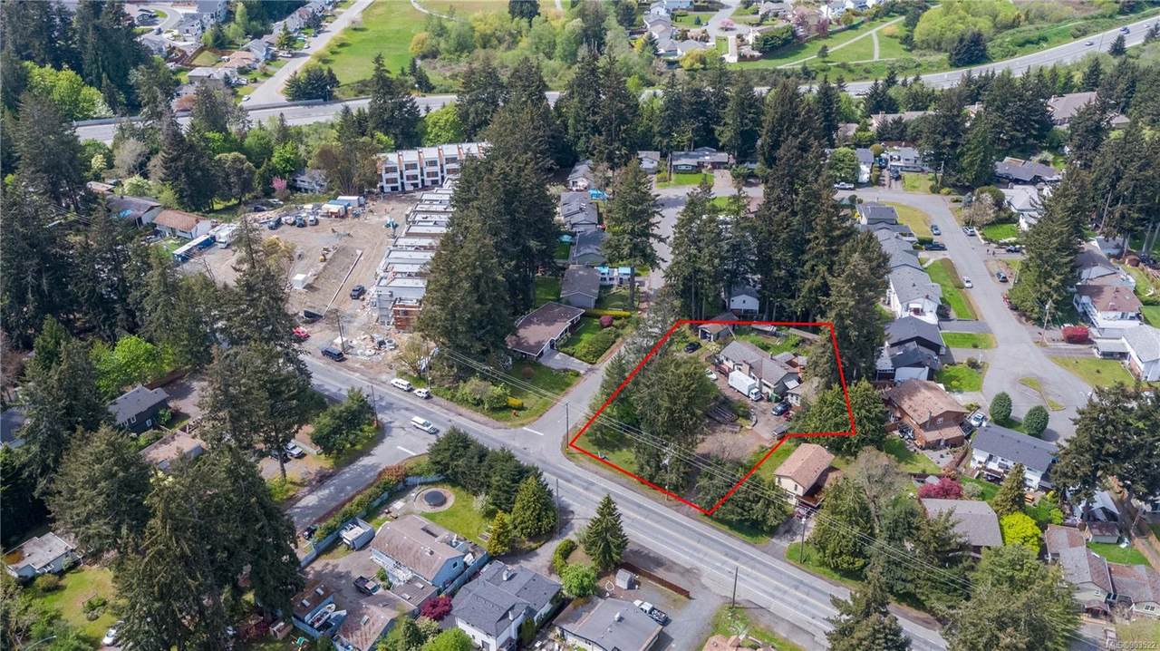 2324 Sooke Rd - Photo 1