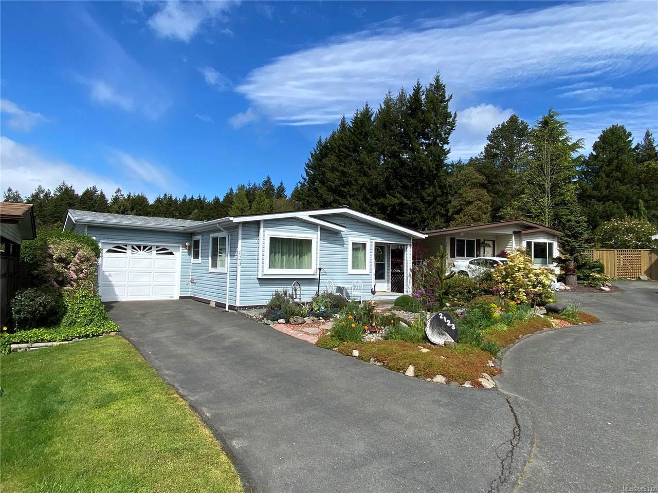 135 Brinkworthy Rd - Photo 1