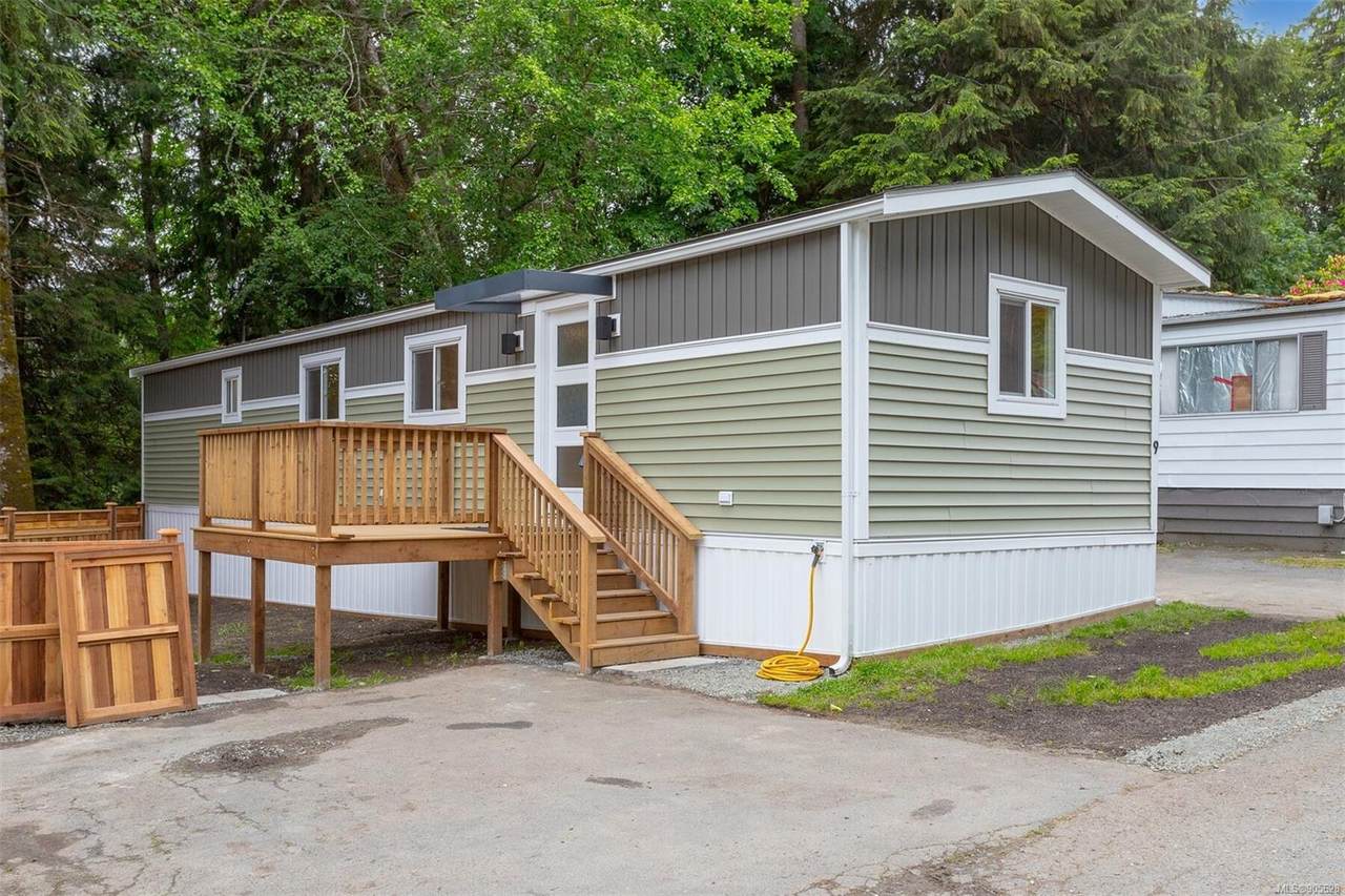 2670 Sooke River Rd - Photo 1