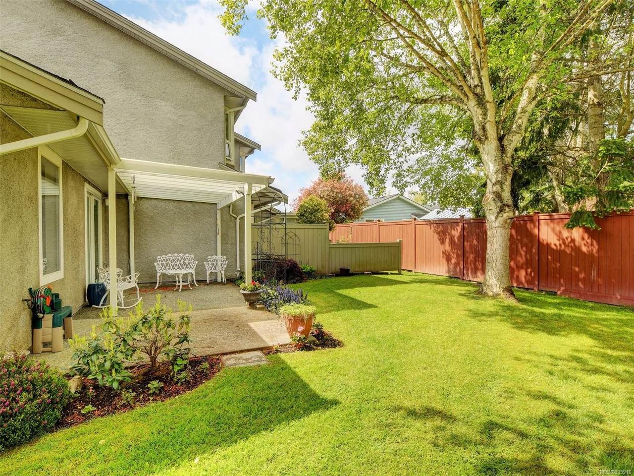 2600 Ferguson Rd - Photo 1