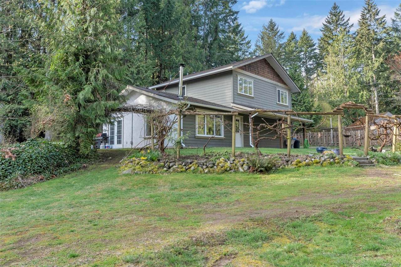 1250 Carlton Dr - Photo 1