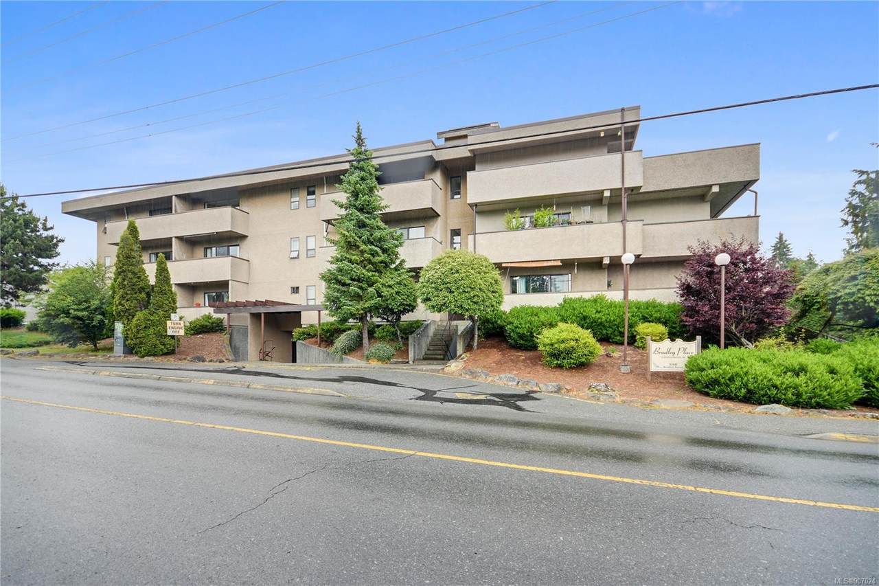 550 Bradley St - Photo 1