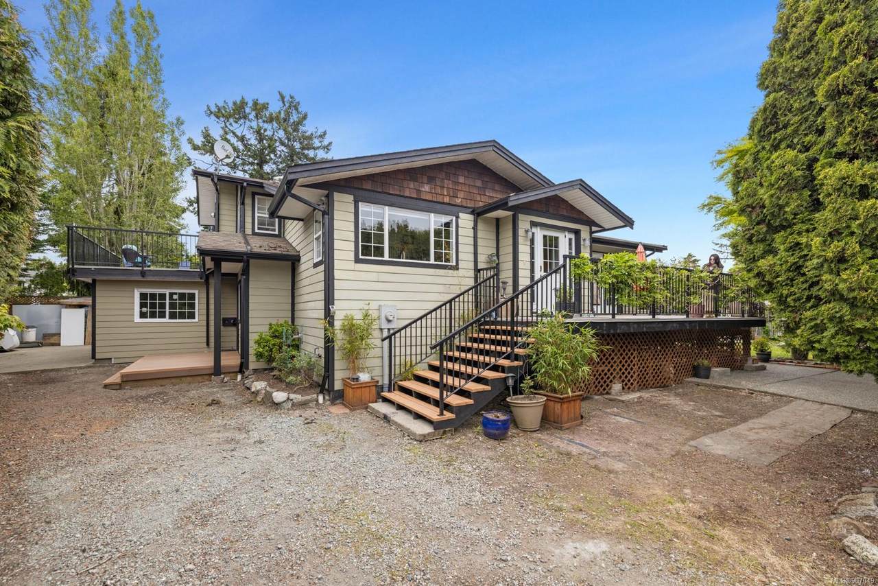 2062 Northbrook Dr - Photo 1