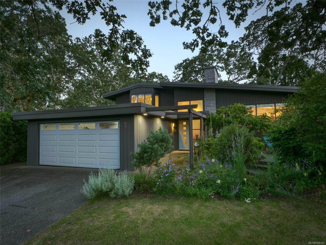 3552 Kelsey Pl - Photo 1
