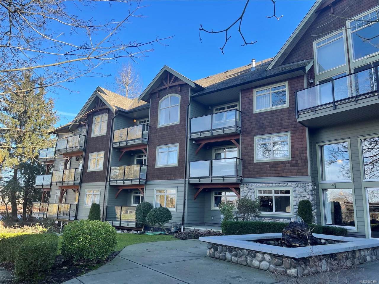 1800 Riverside Lane - Photo 1