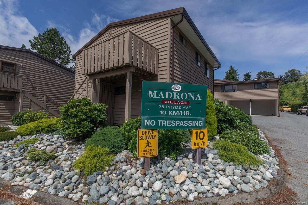 25 Pryde Ave - Photo 1
