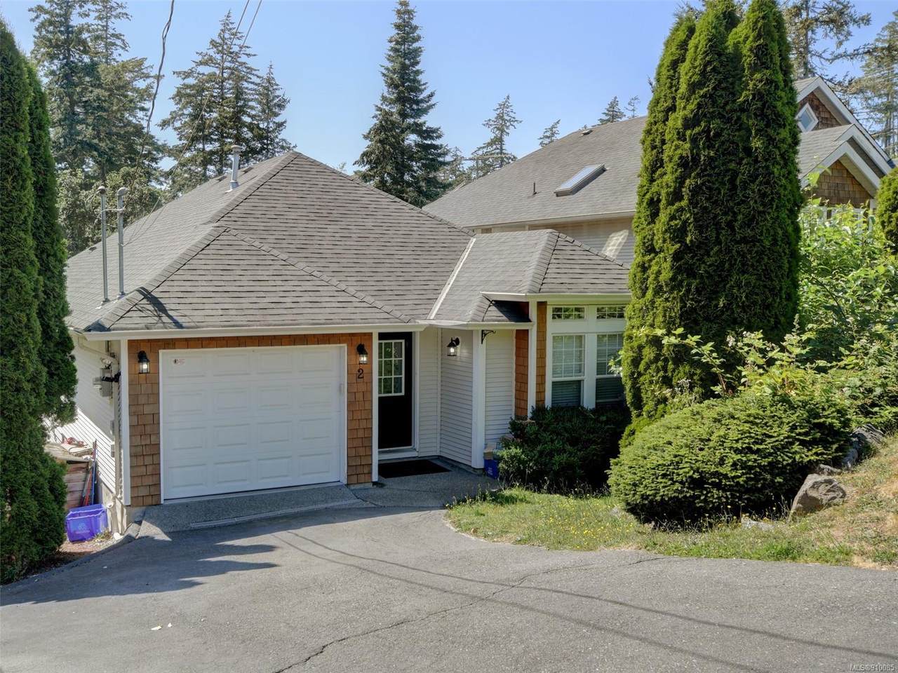 96 Talcott Rd - Photo 1