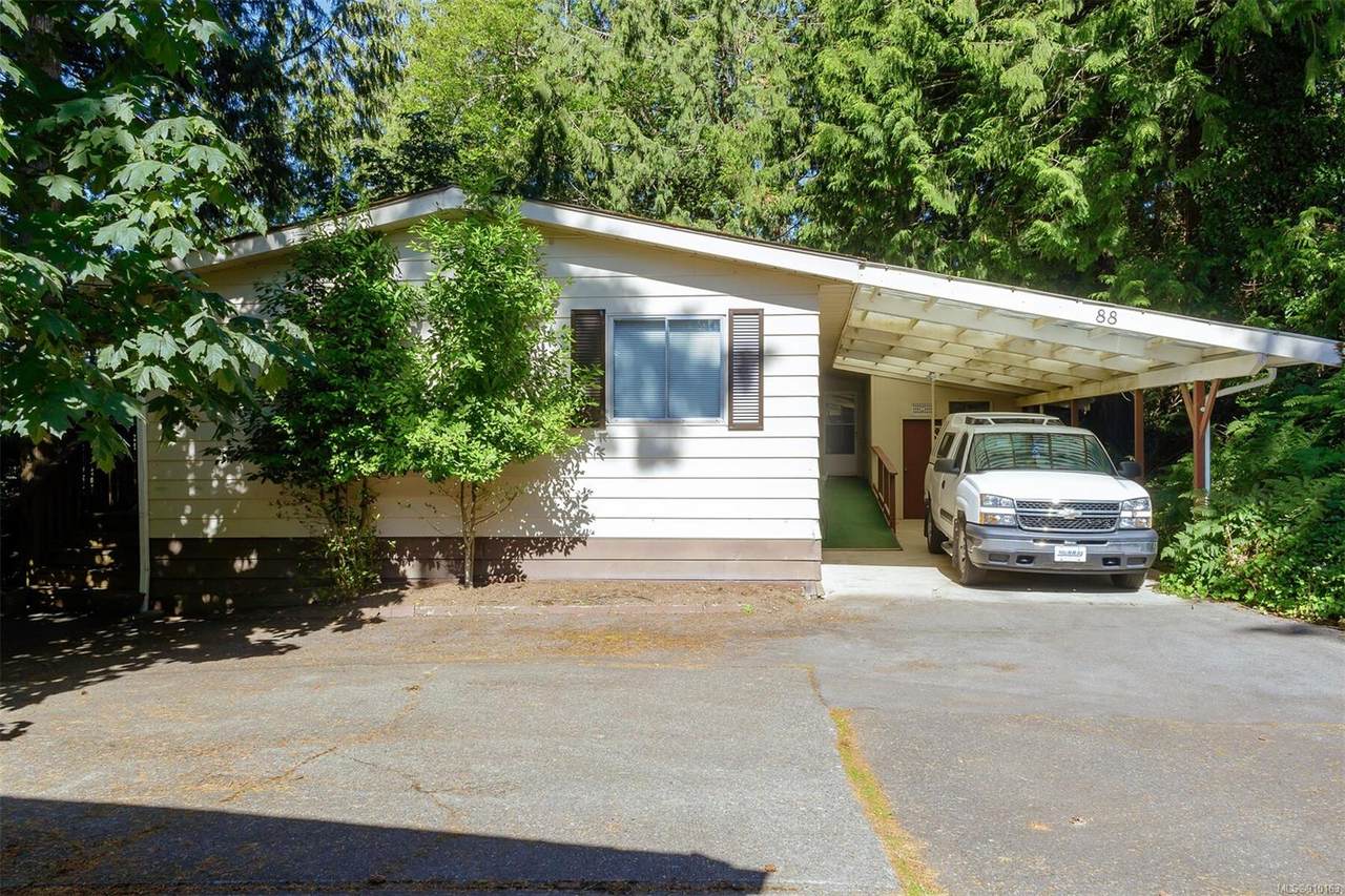 5838 Blythwood Rd - Photo 1