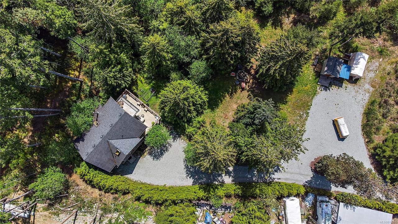 2795 Meadowview Rd - Photo 1