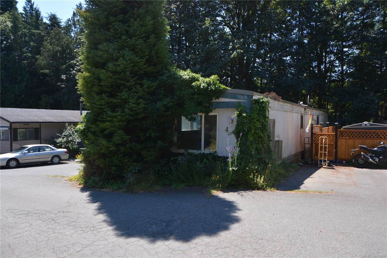 2670 Sooke River Rd - Photo 1