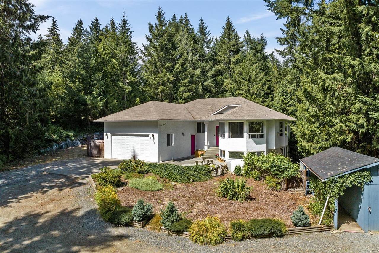 1255 Carlton Dr - Photo 1