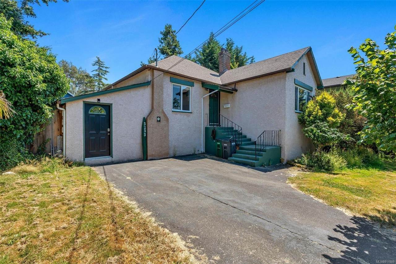 3233 Kingsley St - Photo 1