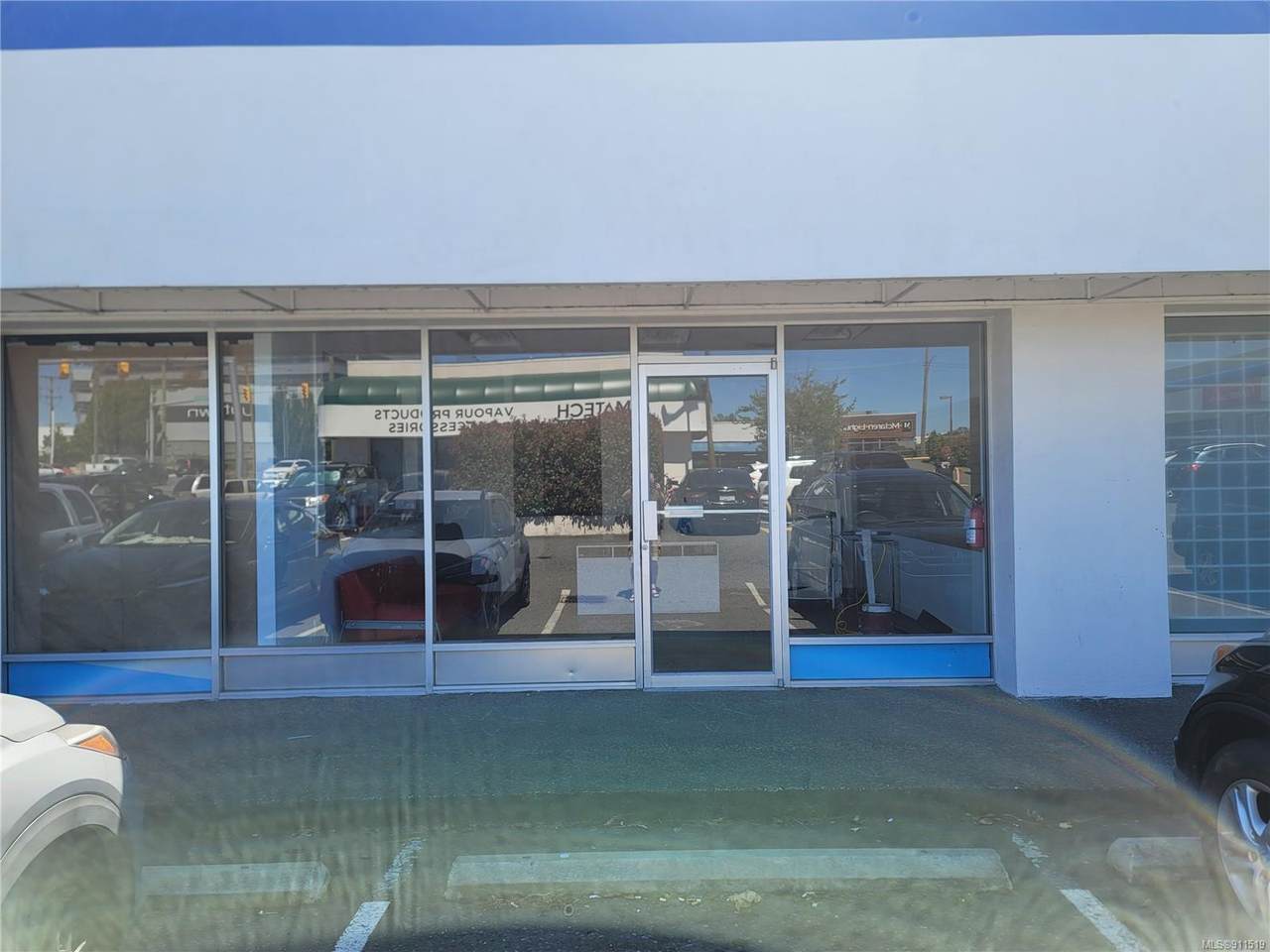 3388 Douglas St - Photo 1