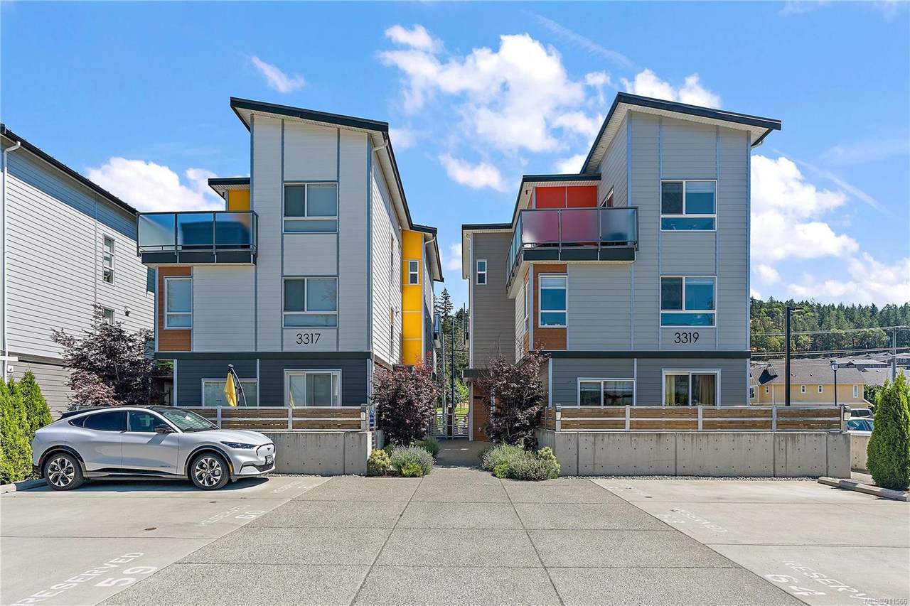 3319 Radiant Way - Photo 1