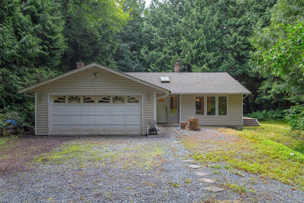 5843 Blythwood Rd - Photo 1