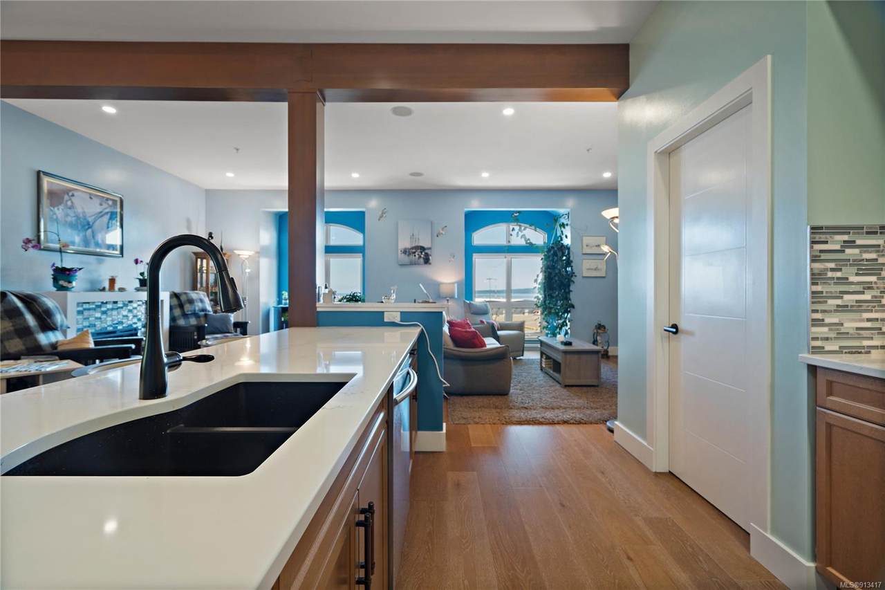 104 Esplanade St - Photo 1