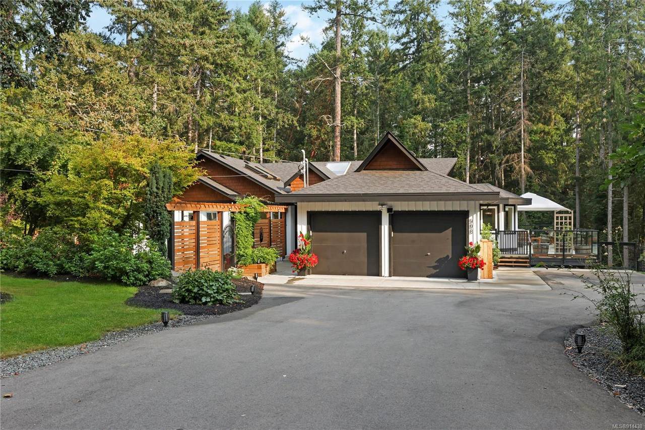 908 Falkirk Ave - Photo 1