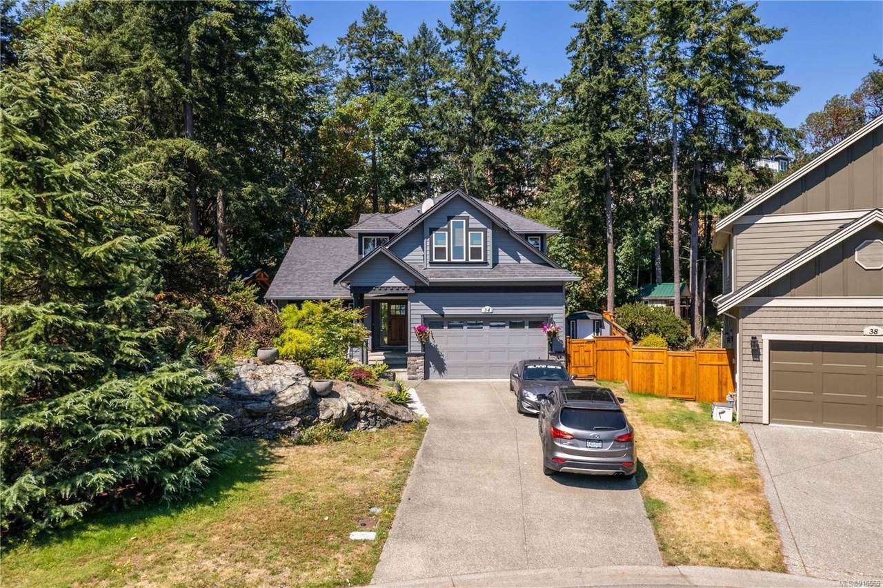 34 Carly Lane - Photo 1