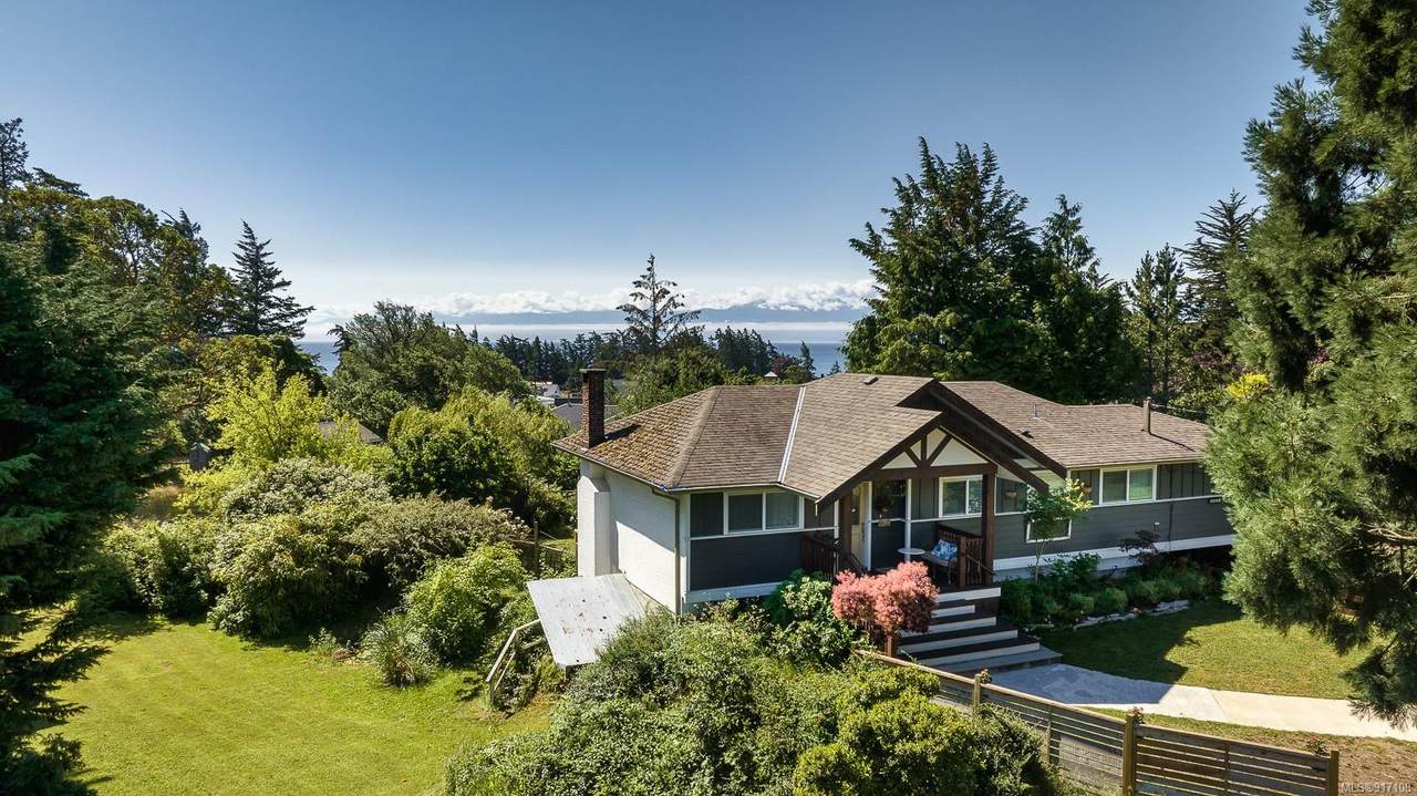 3931 Circle Dr - Photo 1