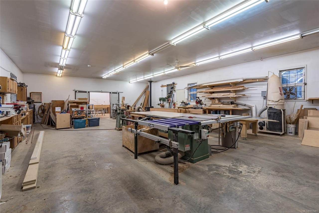 3430 Karen Rd - Photo 1