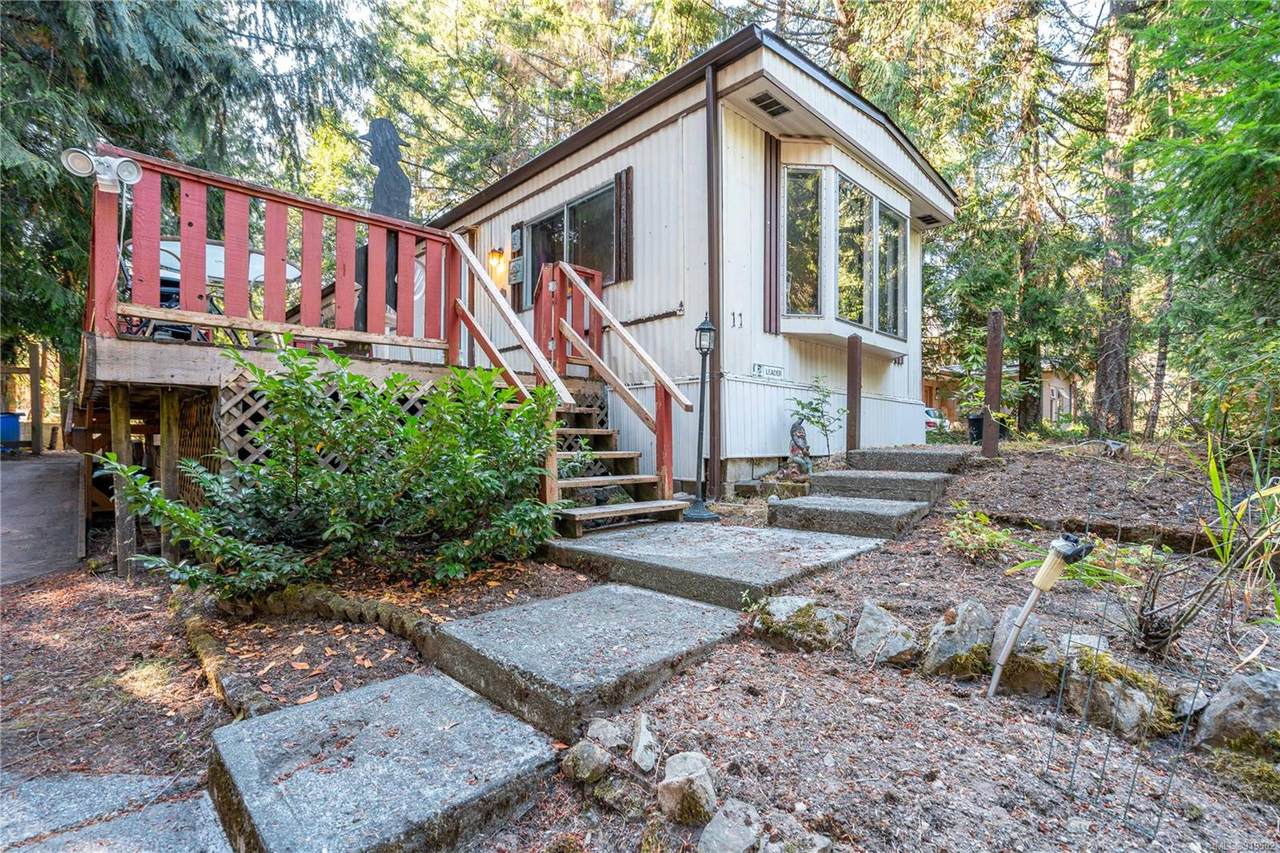 920 Whittaker Rd - Photo 1