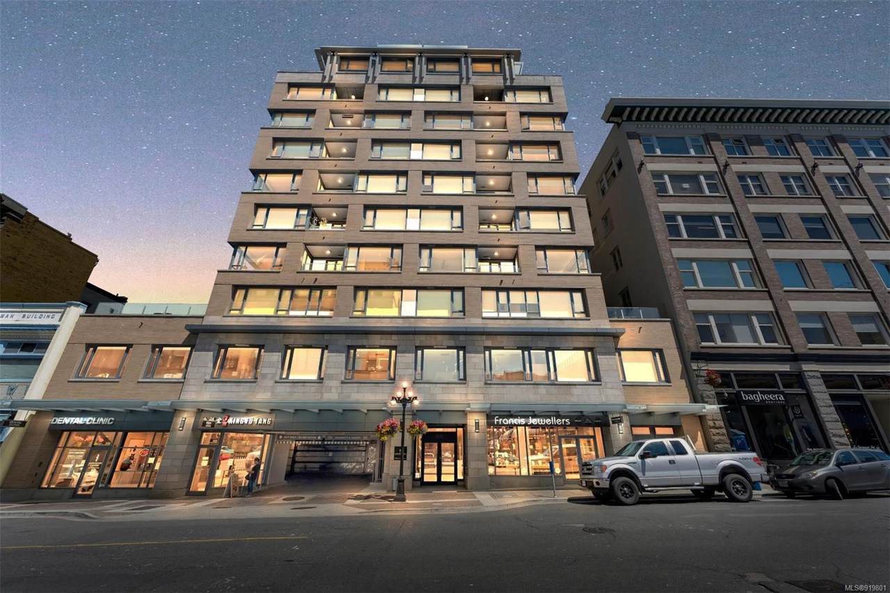 608 Broughton St - Photo 1
