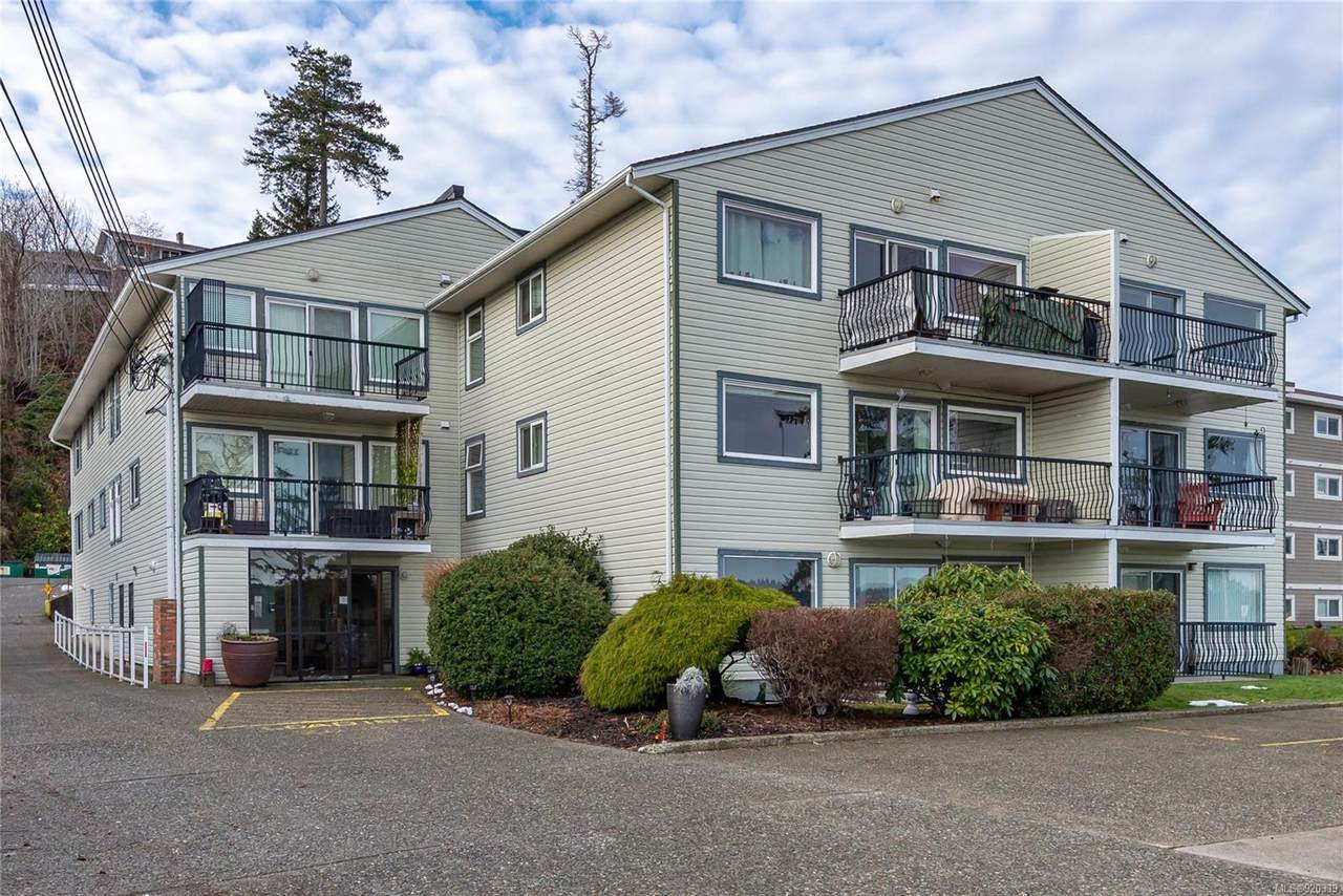 622 Island Hwy - Photo 1