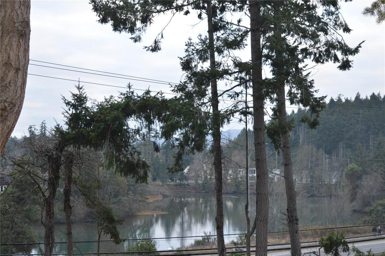 1850 Swartz Bay Rd - Photo 1
