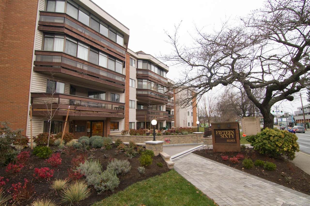 1560 Hillside Ave - Photo 1
