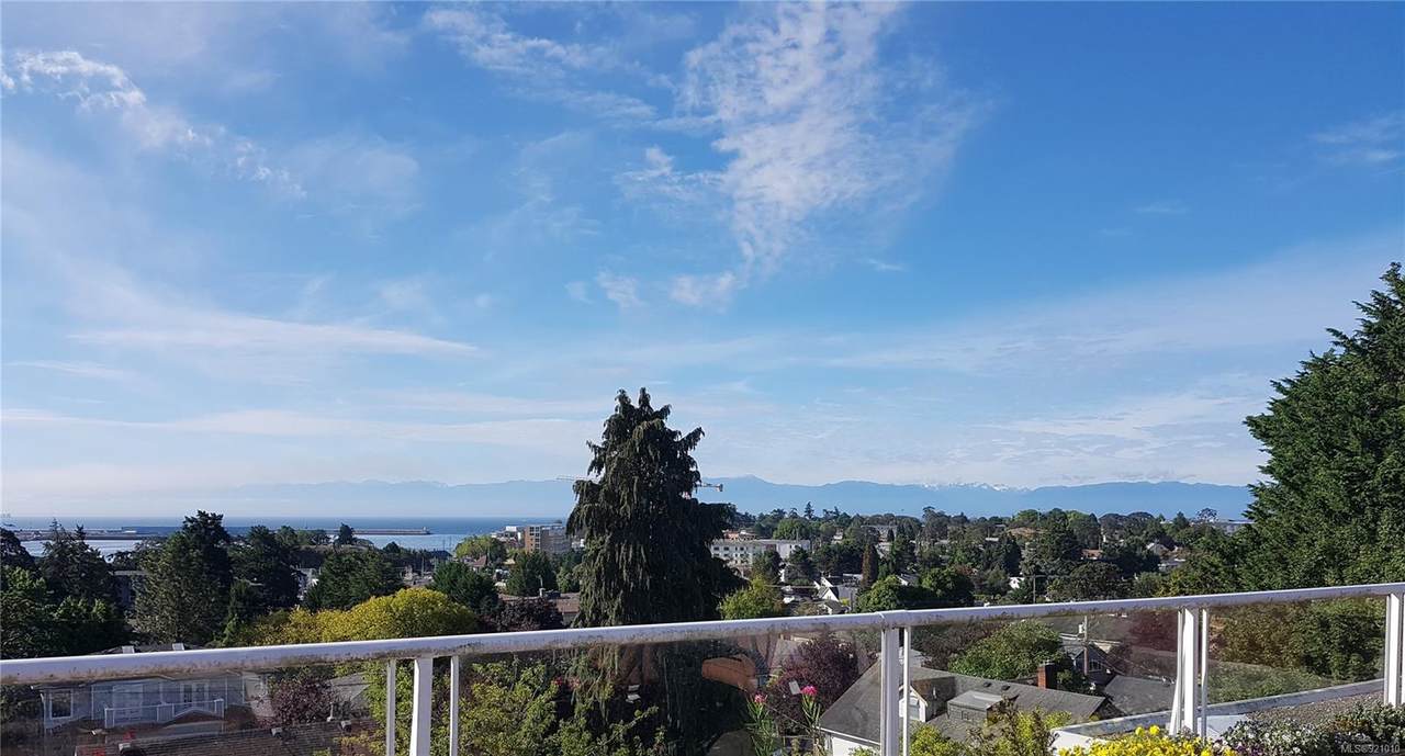 873 Esquimalt Rd - Photo 1