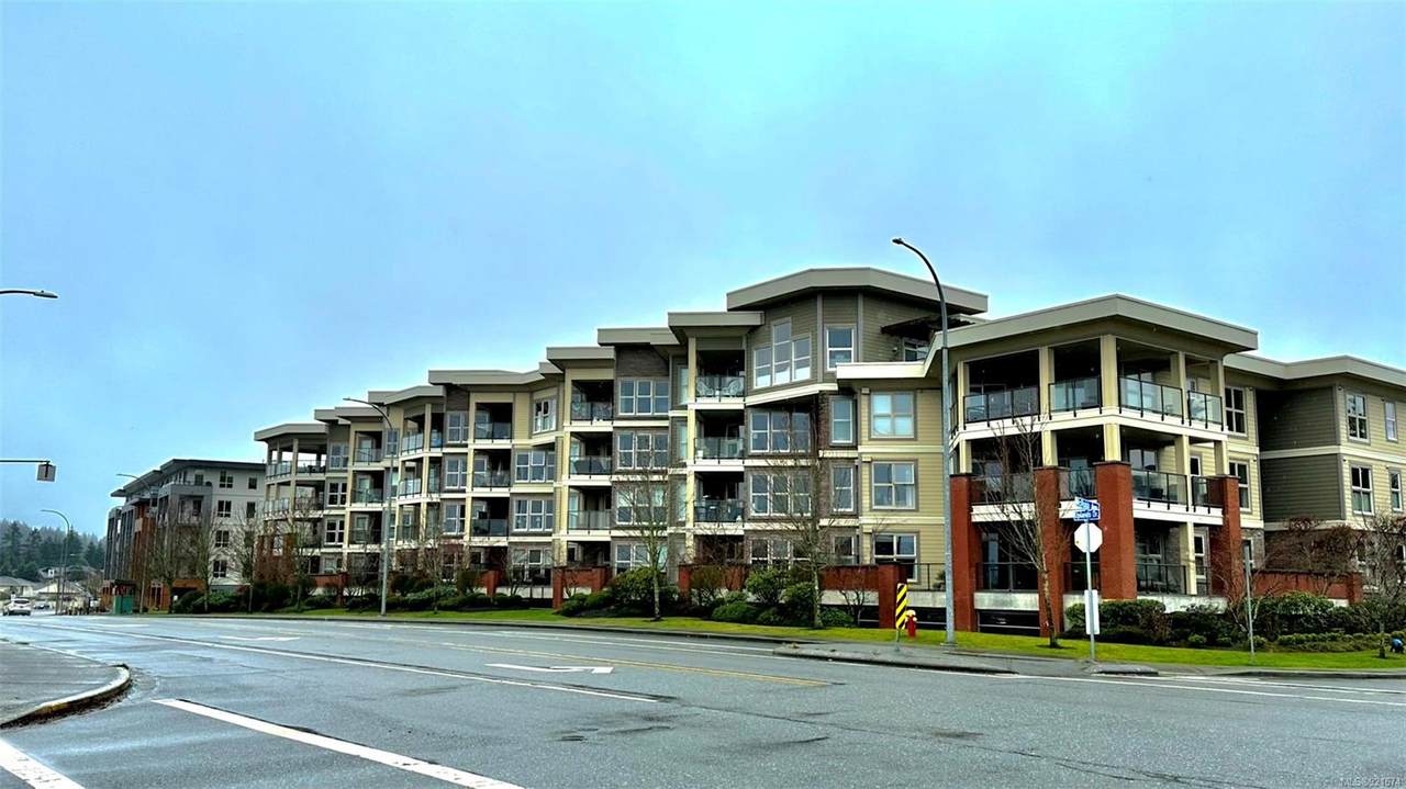 6310 Mcrobb Ave - Photo 1