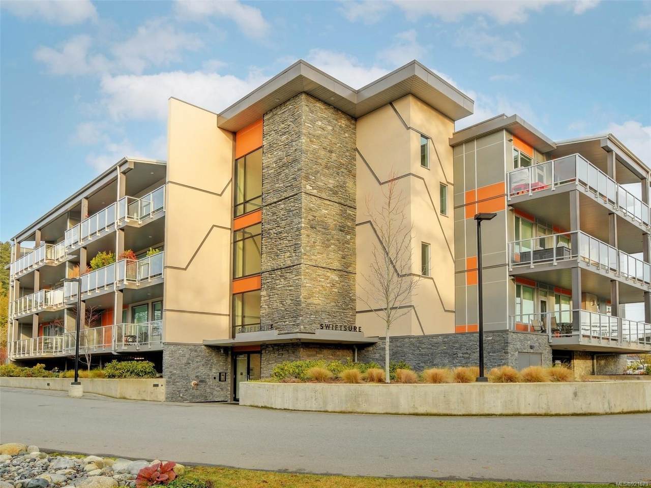 10680 Mcdonald Park Rd - Photo 1