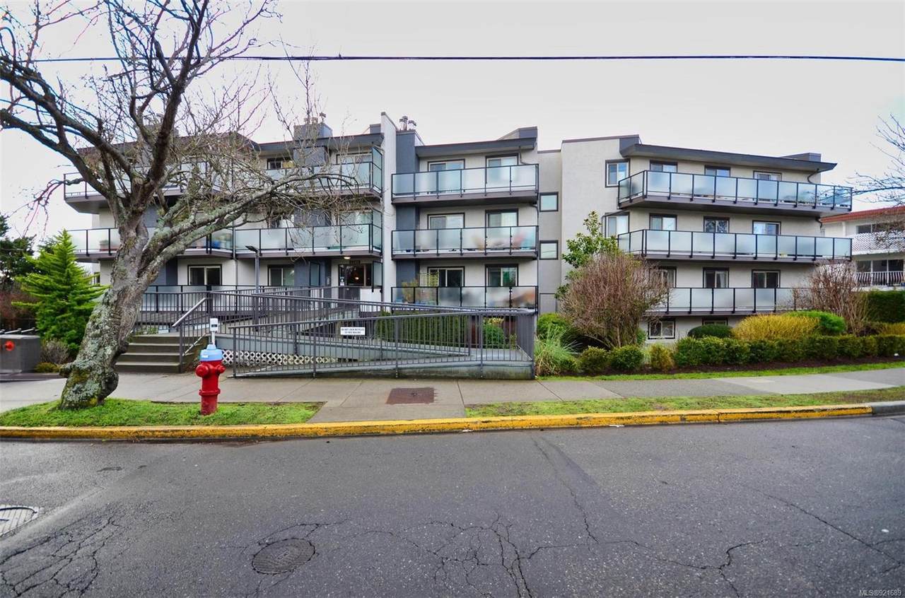1241 Fairfield Rd - Photo 1