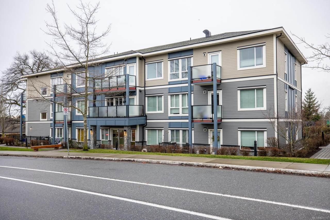 4050 Douglas St - Photo 1
