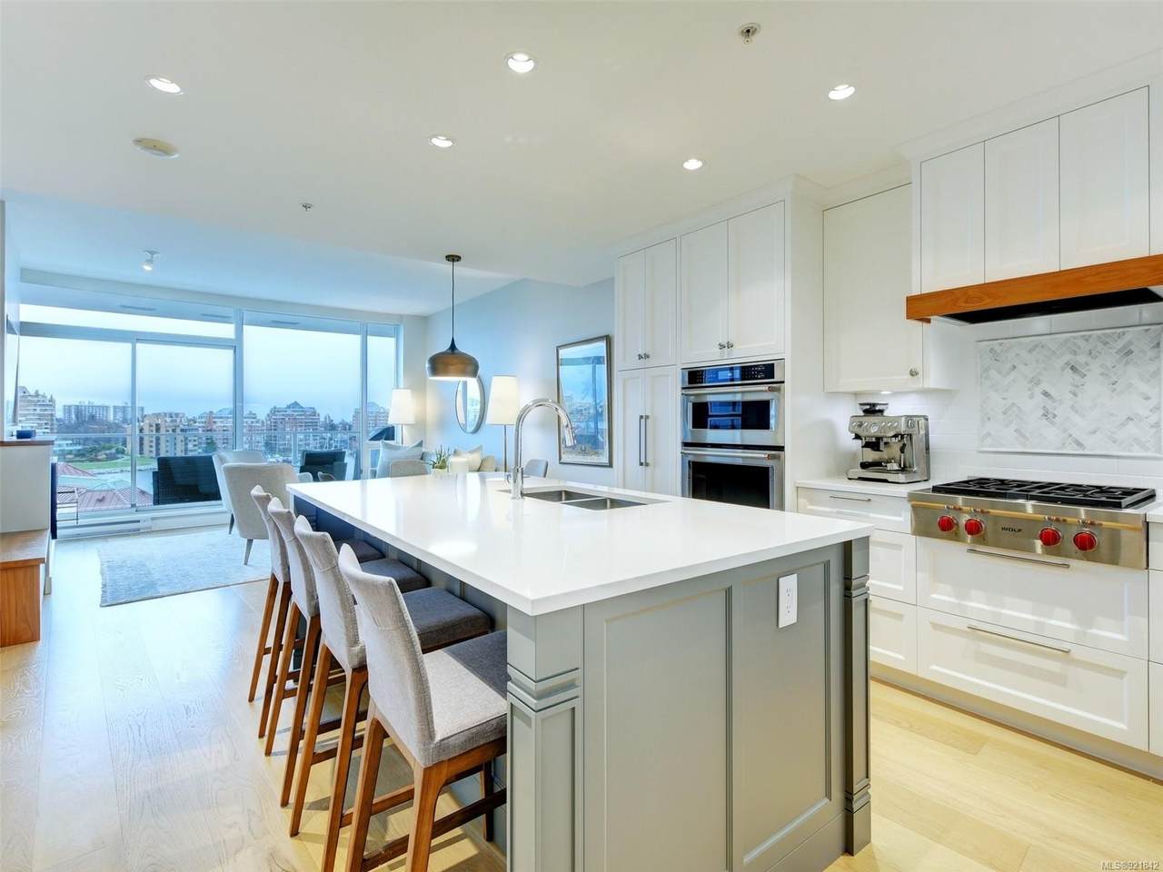 68 Songhees Rd - Photo 1