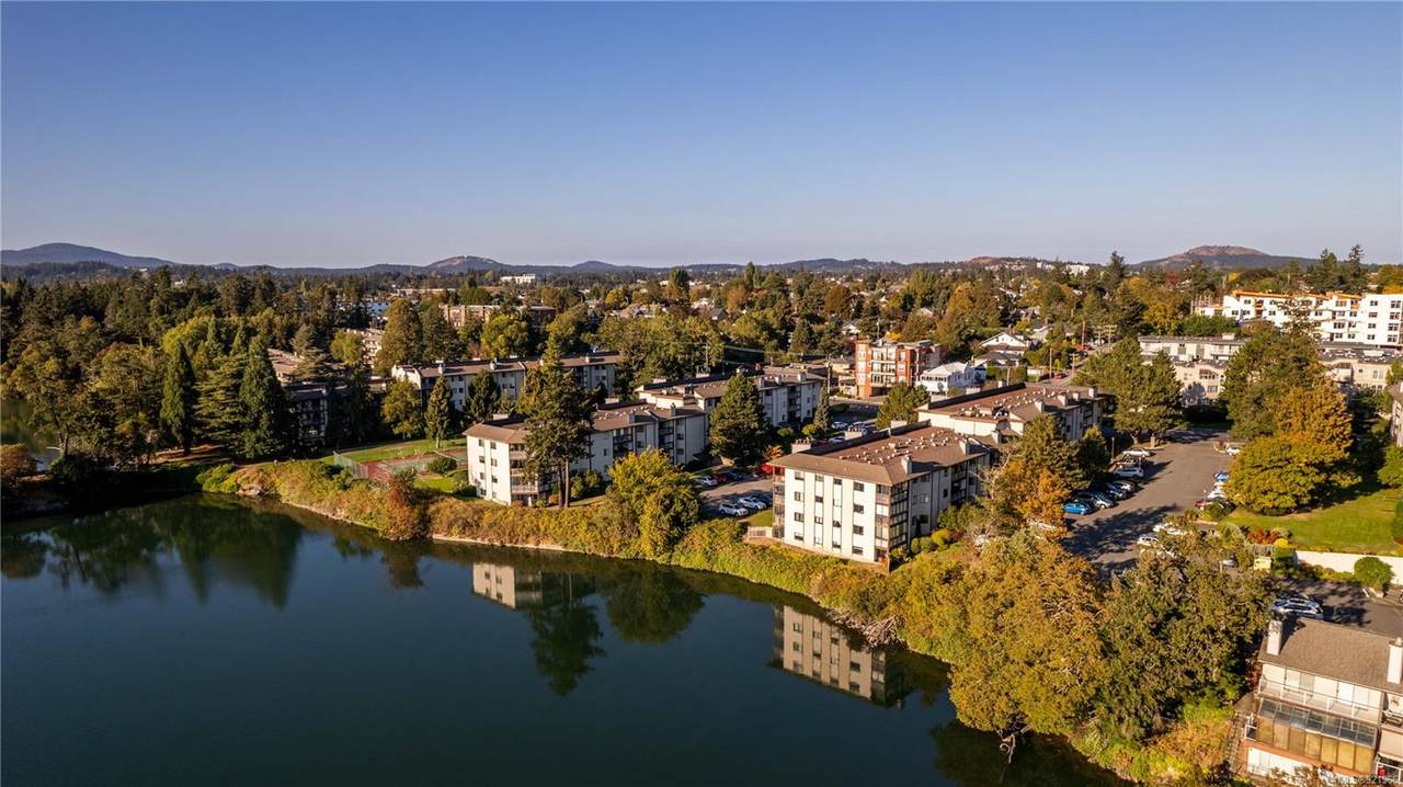 75 Gorge Rd - Photo 1