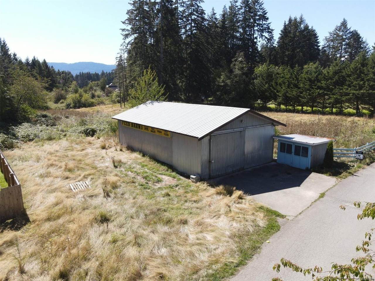 3083 Cobble Hill Rd - Photo 1