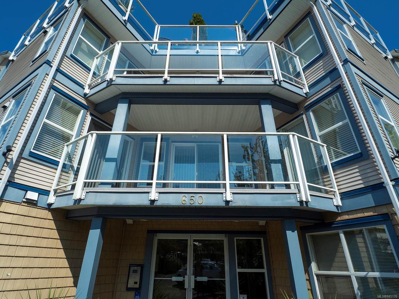650 Prideaux St - Photo 1