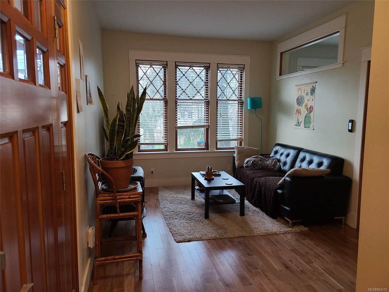 835 Bay St - Photo 1
