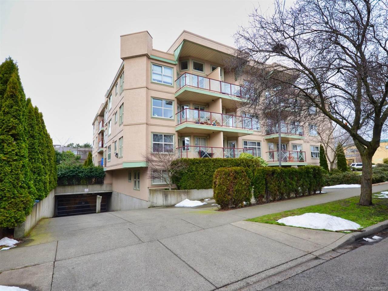 2560 Wark St - Photo 1