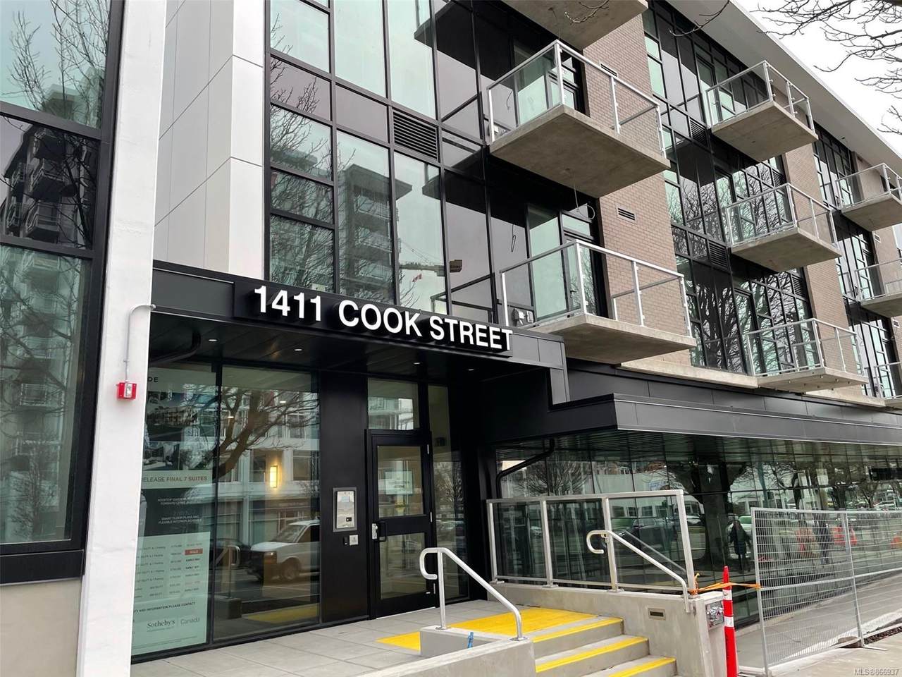 1411 Cook St - Photo 1