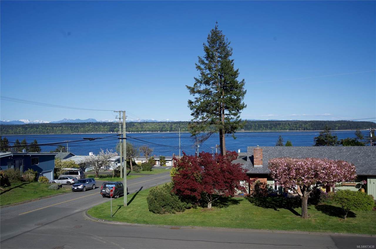 8 Mclean St - Photo 1