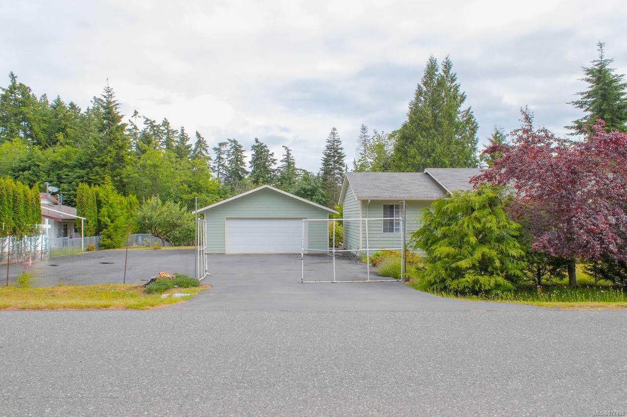 4737 Blue Heron Dr - Photo 1