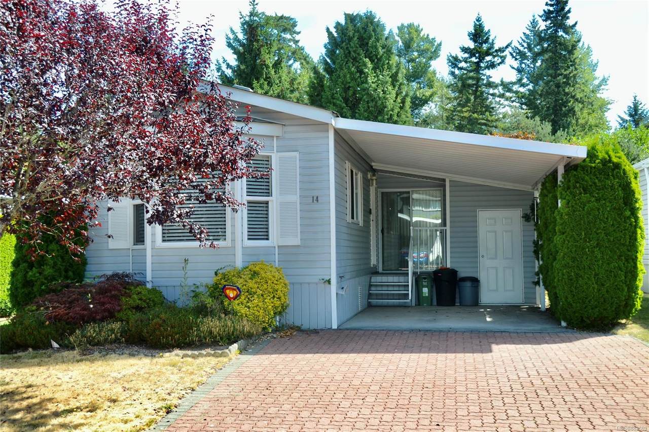 7509 Central Saanich Rd - Photo 1