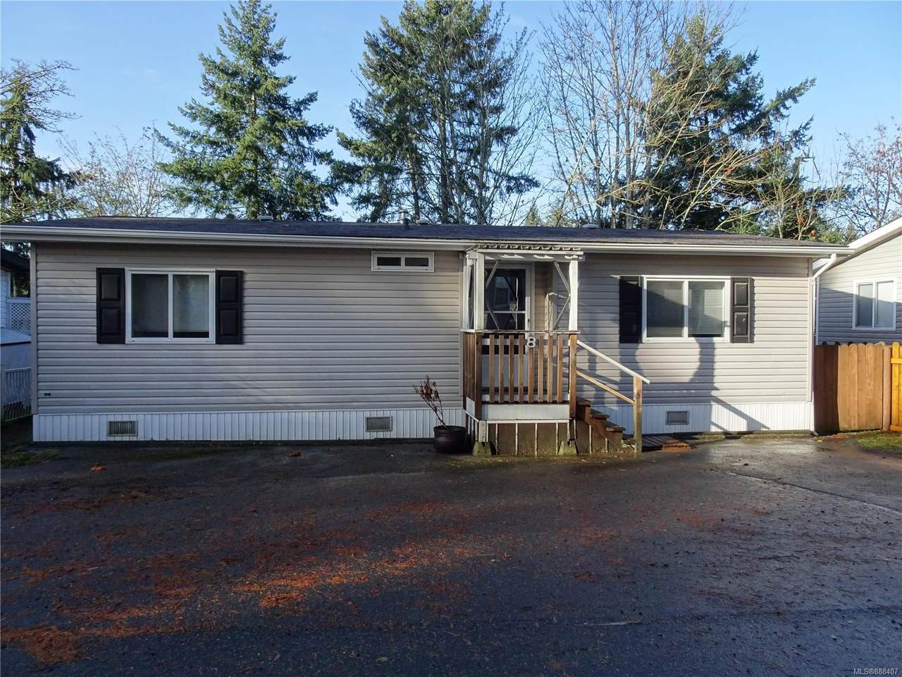 25 Maki Rd - Photo 1