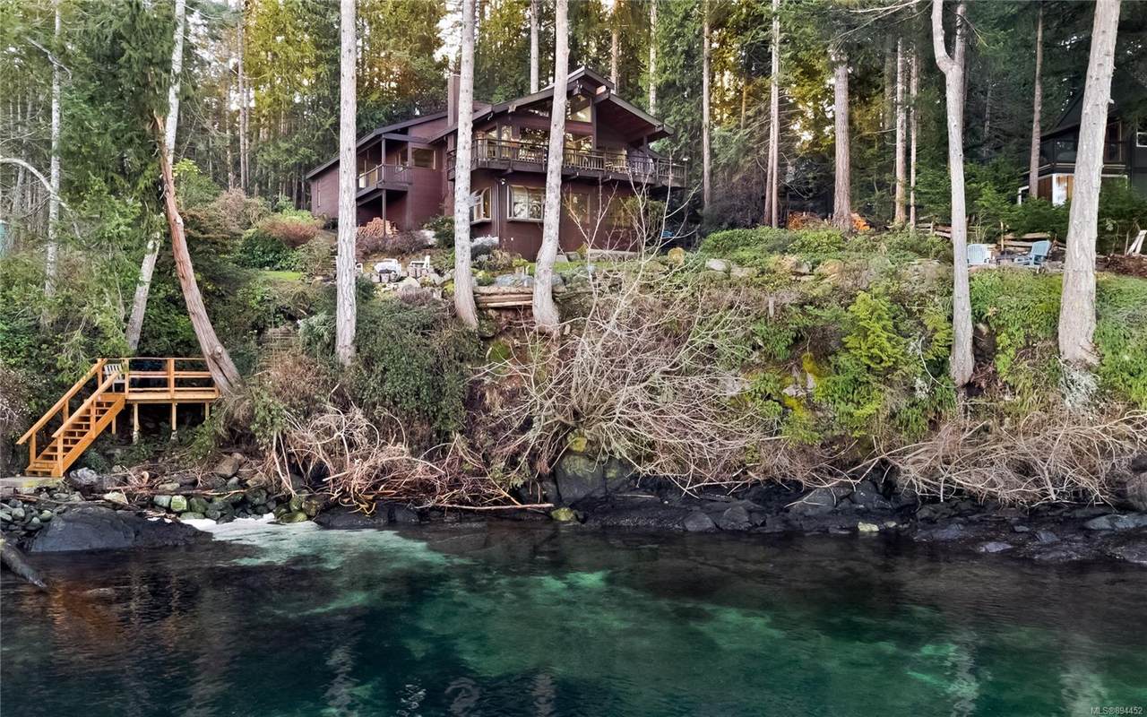 738 Lands End Rd - Photo 1