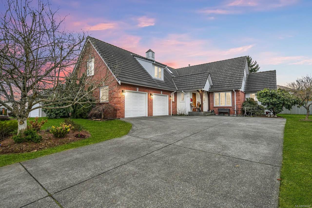 971 Crown Isle Dr - Photo 1
