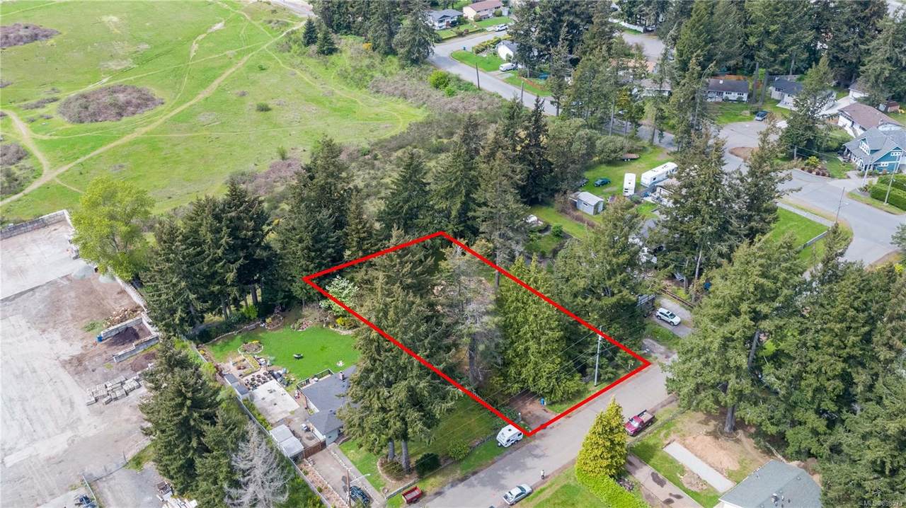 3252 Clement Rd - Photo 1