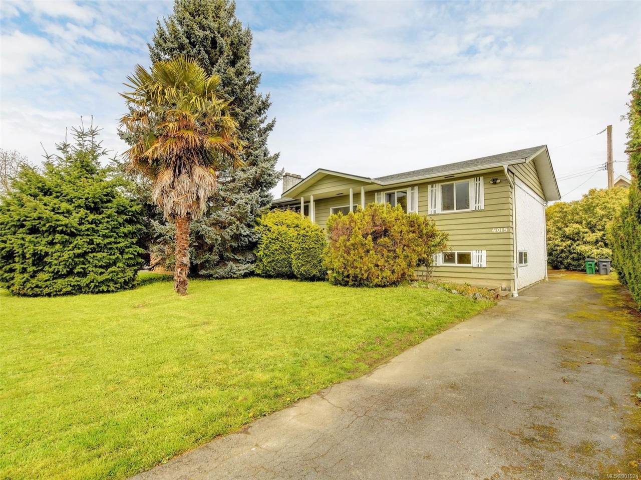 4015 Loyola St - Photo 1